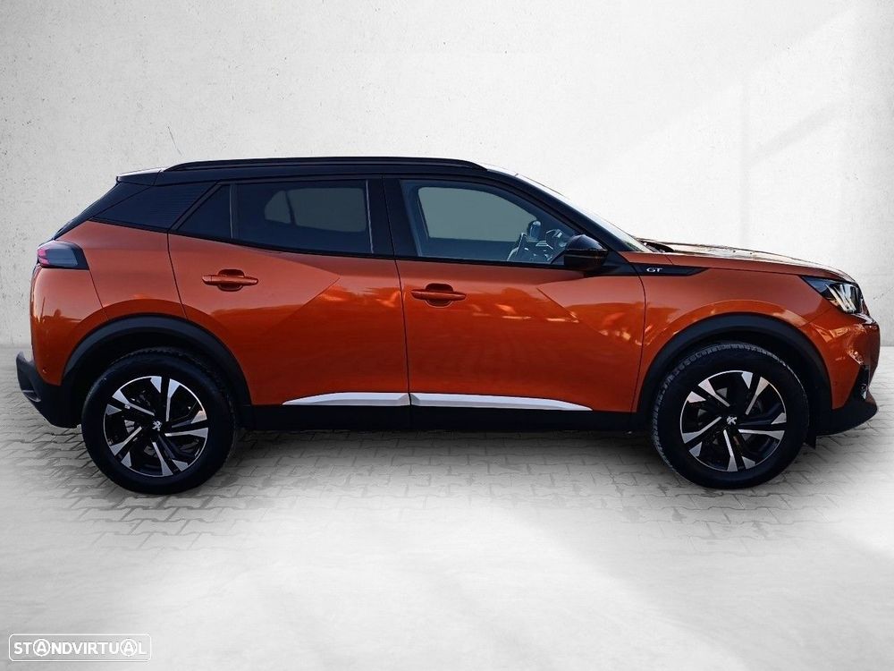 Peugeot 2008 1.2 PureTech GT Line - 4