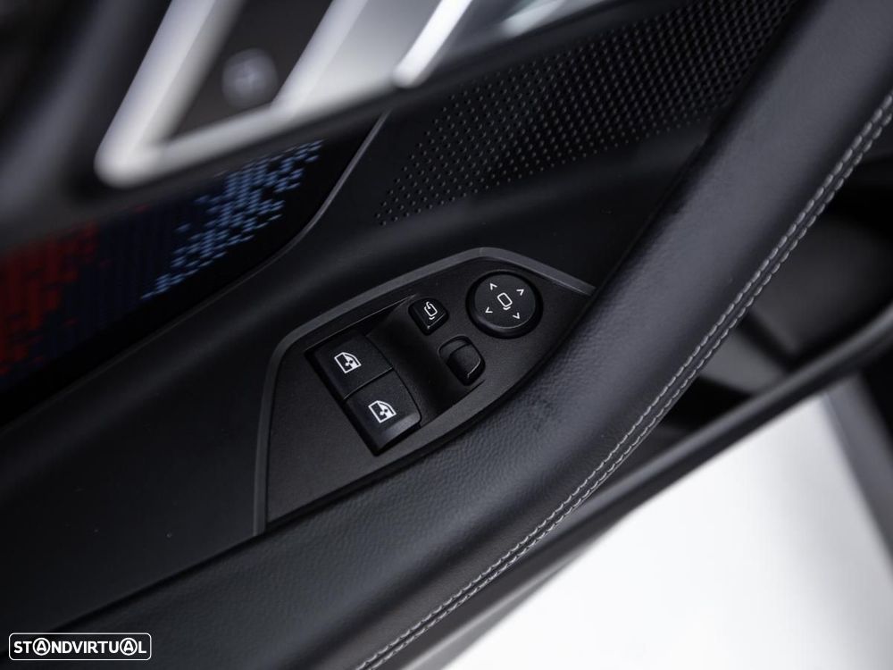 BMW M2 Auto — fotografia 20