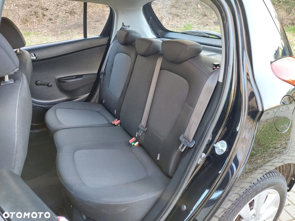 Hyundai i20 1.25 Wersja Jubileuszowa - 24
