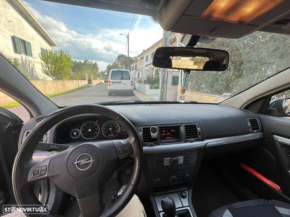 Opel Vectra Caravan 1.9 CDTi Cosmo - 4
