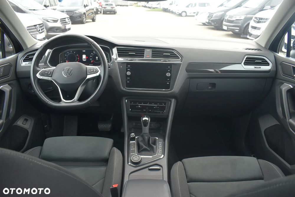 Volkswagen Tiguan 2.0 TSI 4Mot Elegance DSG - 20