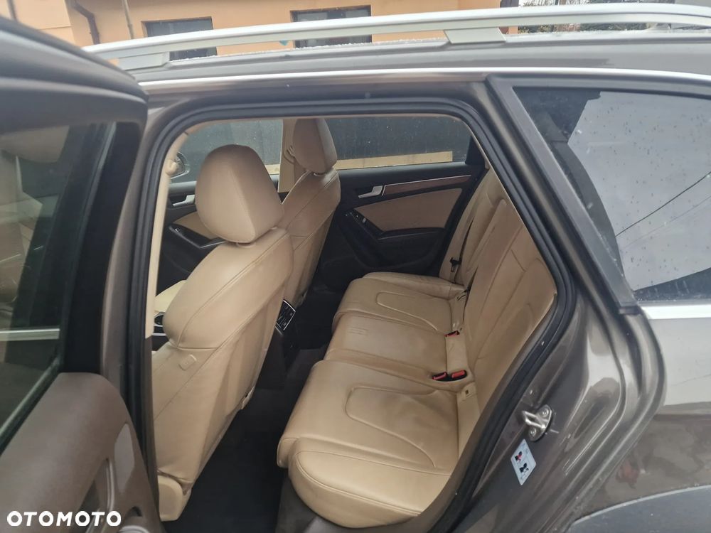 Audi A4 Allroad - 14