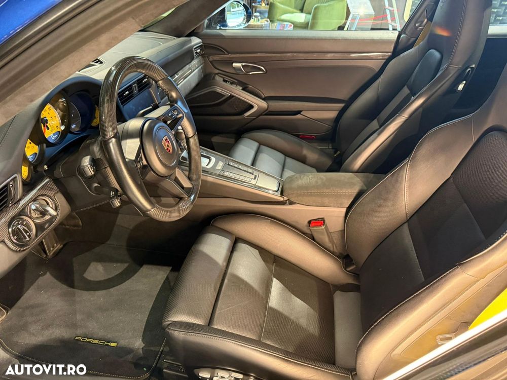 Porsche 911-TURBO-S - 22