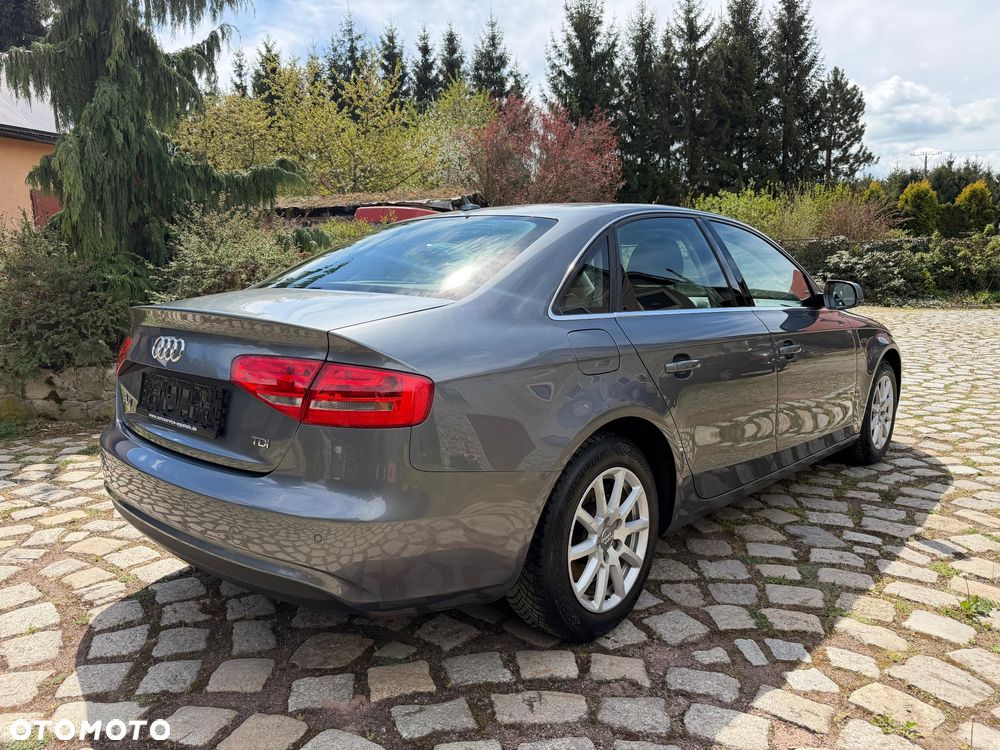 Audi A4 Limousine 2.0 TDI DPF multitronic Attraction - 4