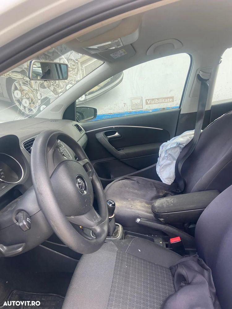 Volkswagen Polo 1.2 TSI BMT Comfortline - 16