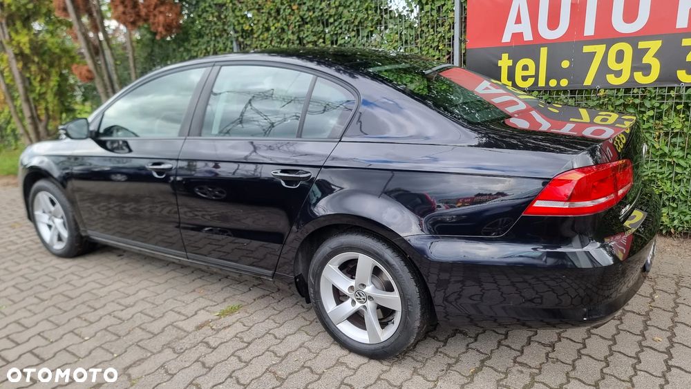 Volkswagen Passat - 5