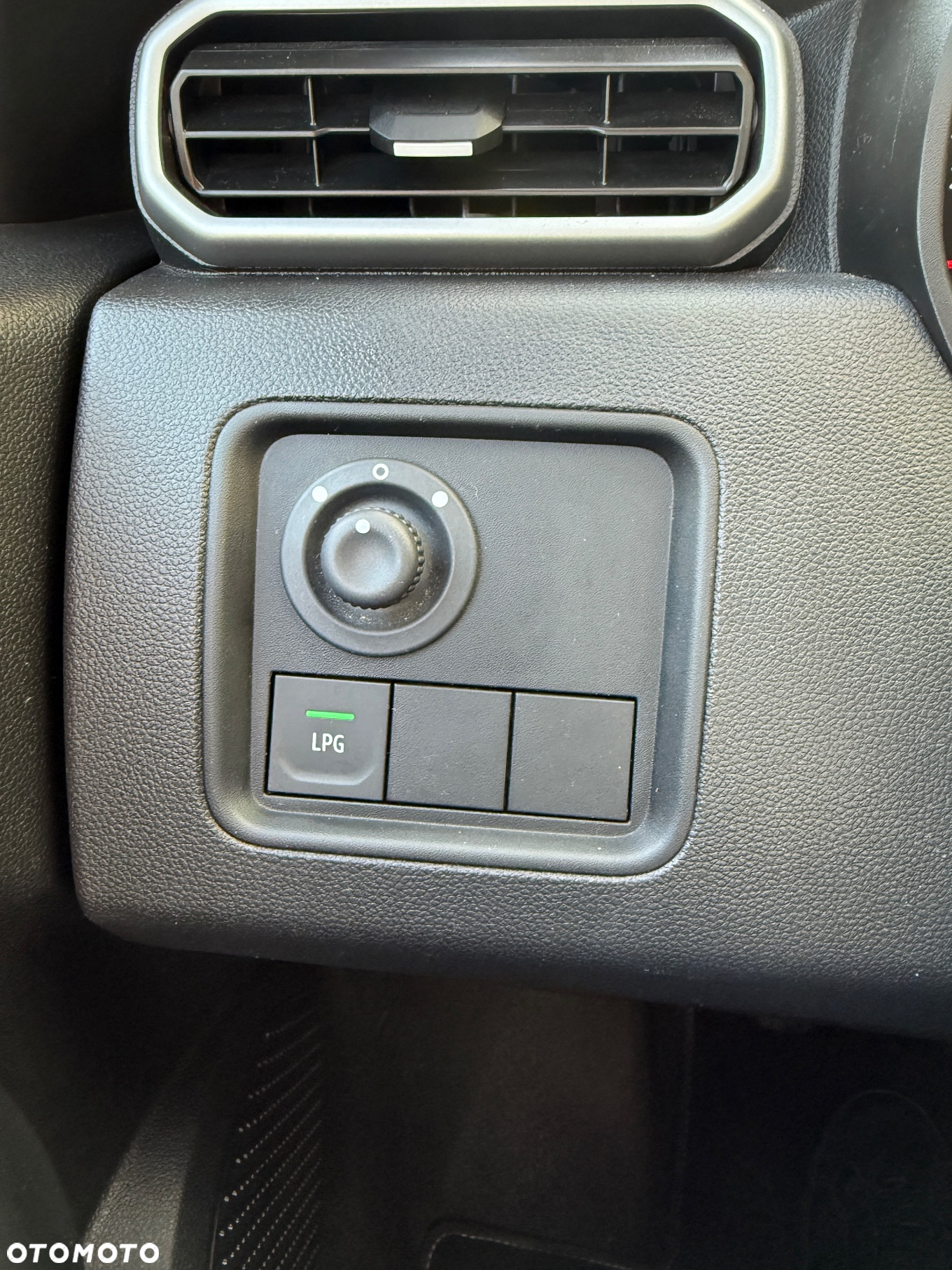 Dacia Duster 1.0 TCe Essential - 11