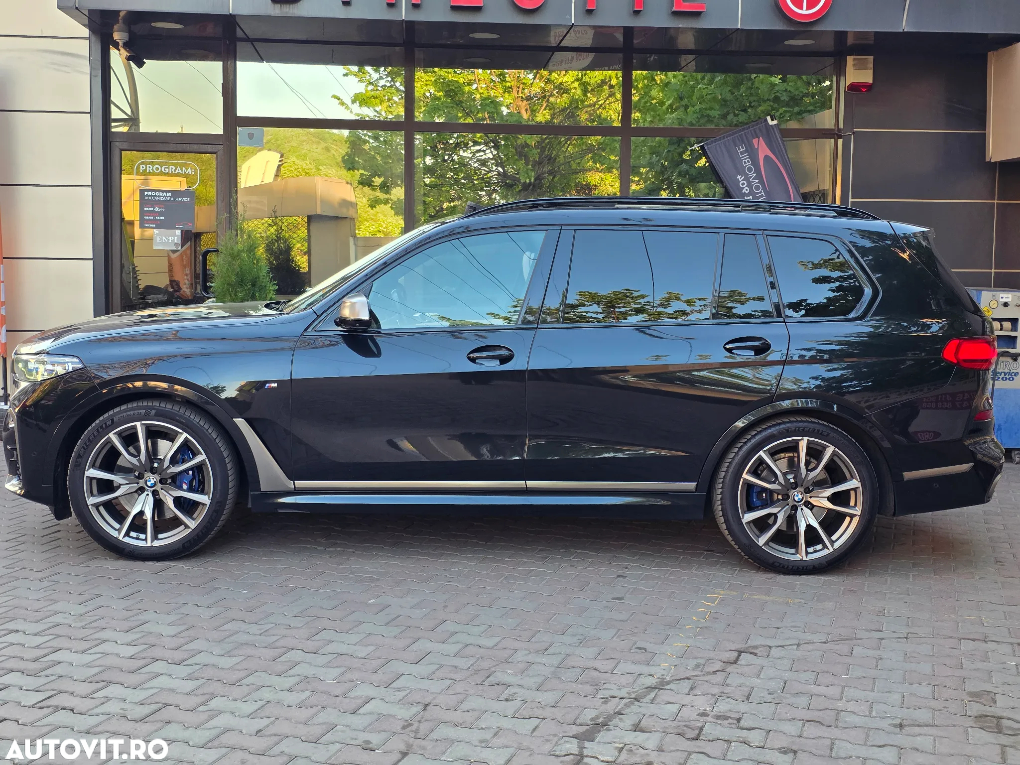 BMW X7 M50d - 12