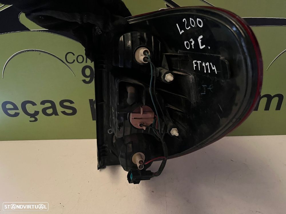 MITSUBISHI STRAKAR L200 FAROLIM TRAS DIREITO ESQUERDO - FT114 - 10