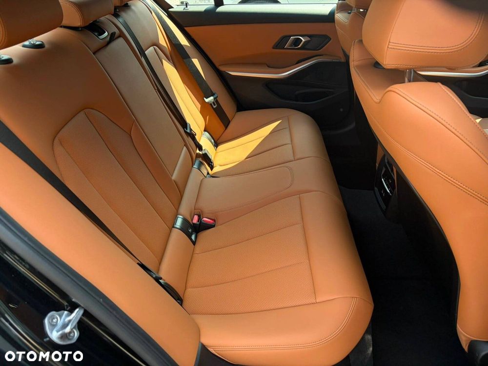 BMW Seria 3 - 15