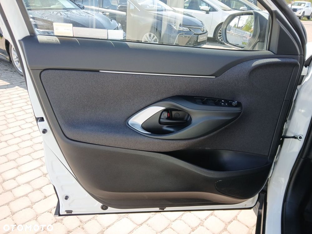 Toyota Yaris Cross Hybrid 1.5 Comfort 4x4 - 20