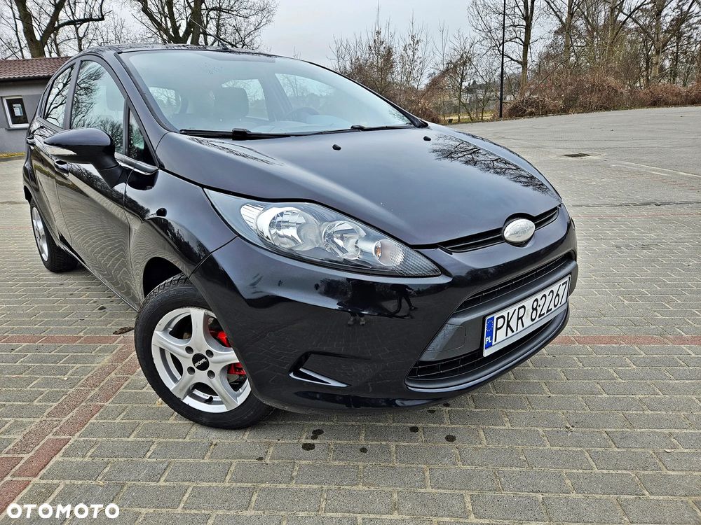 Ford Fiesta 1.4 Ghia - 28