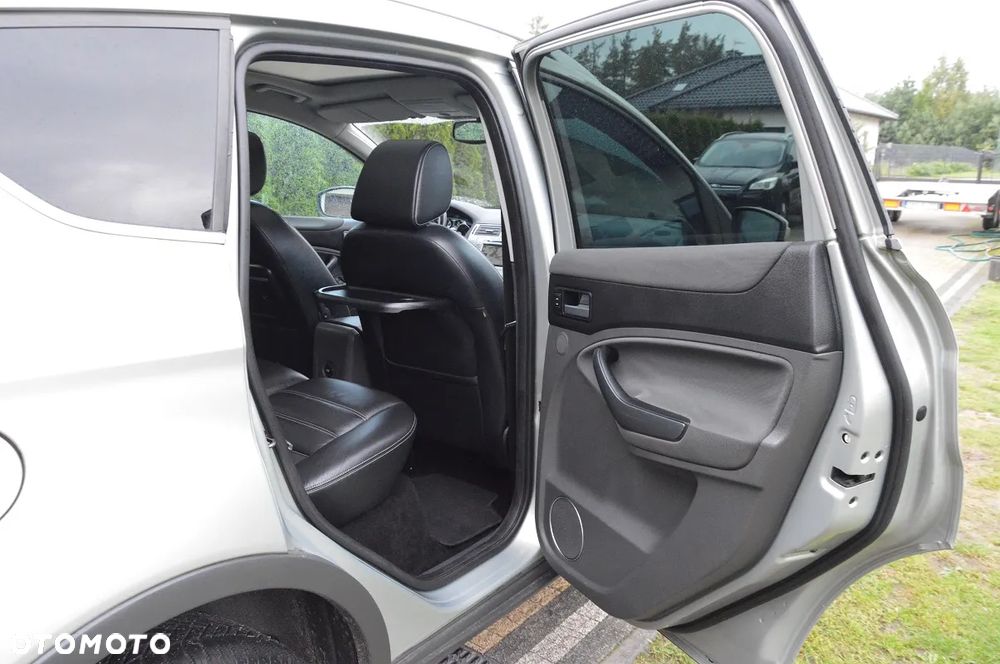 Ford Kuga 2.0 TDCi 4x4 Titanium - 31