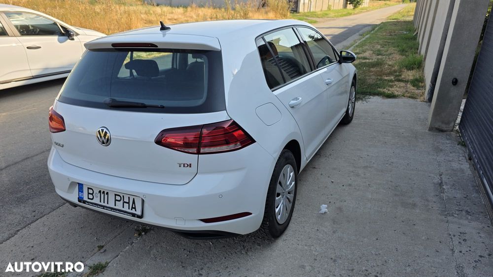 Volkswagen Golf 1.6 TDI Trendline - 5