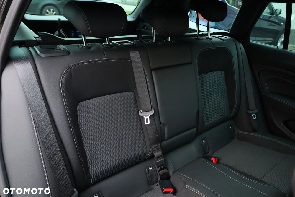 Opel Insignia 1.5 T GPF Innovation S&S - 24