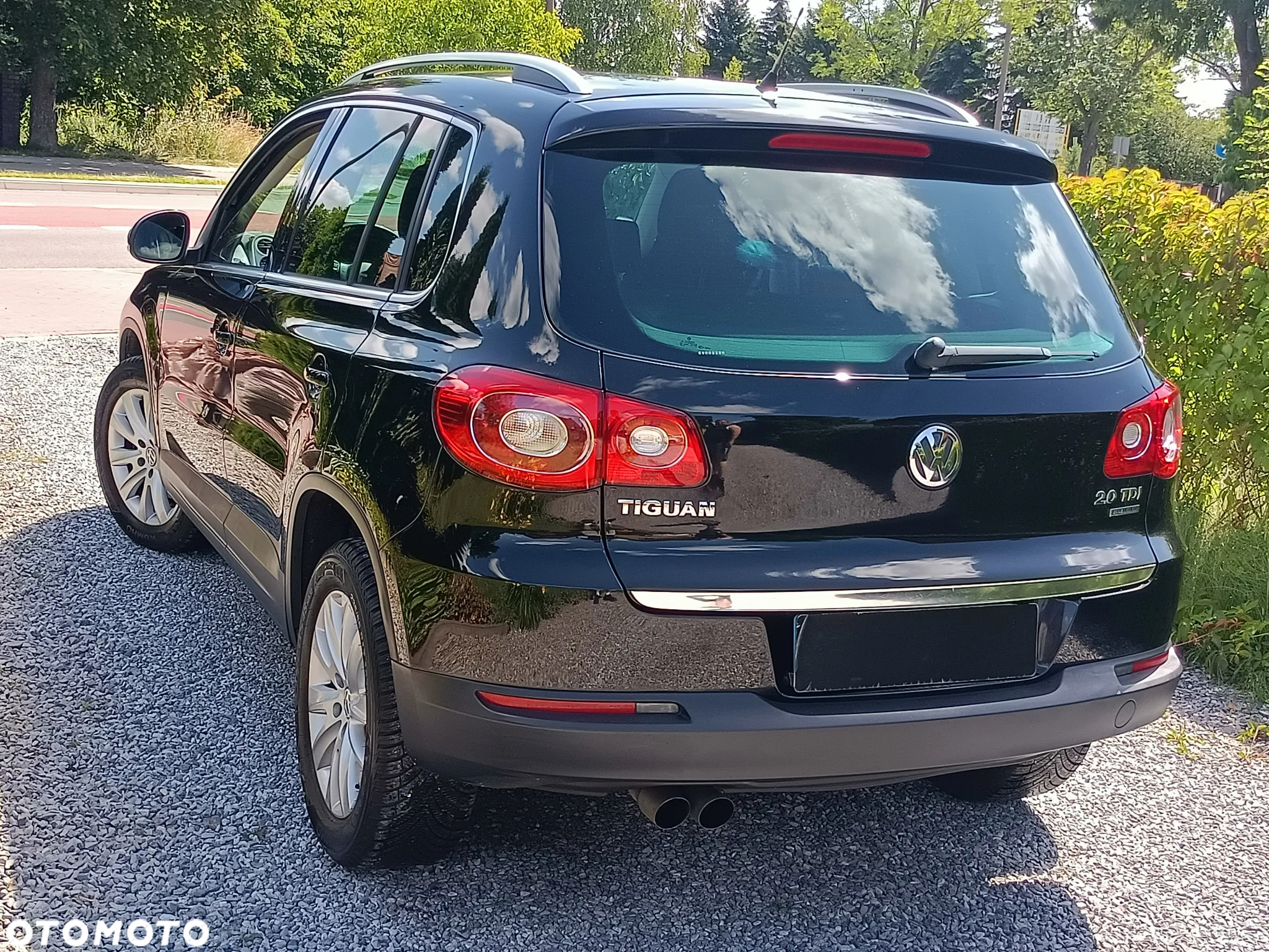 Volkswagen Tiguan - 10