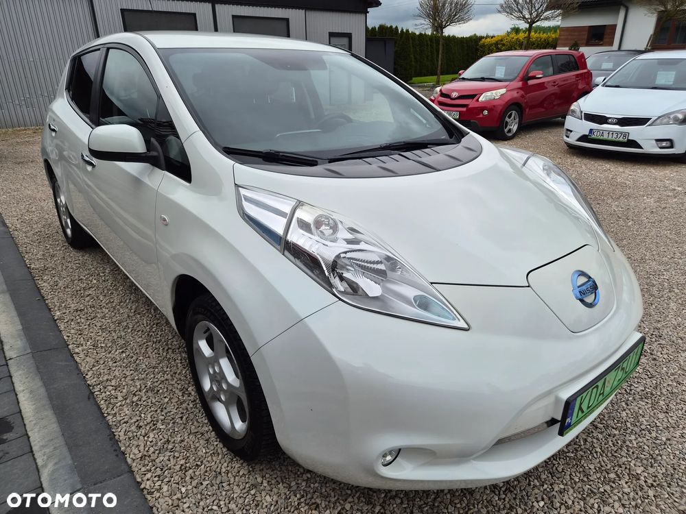 Nissan Leaf - 12