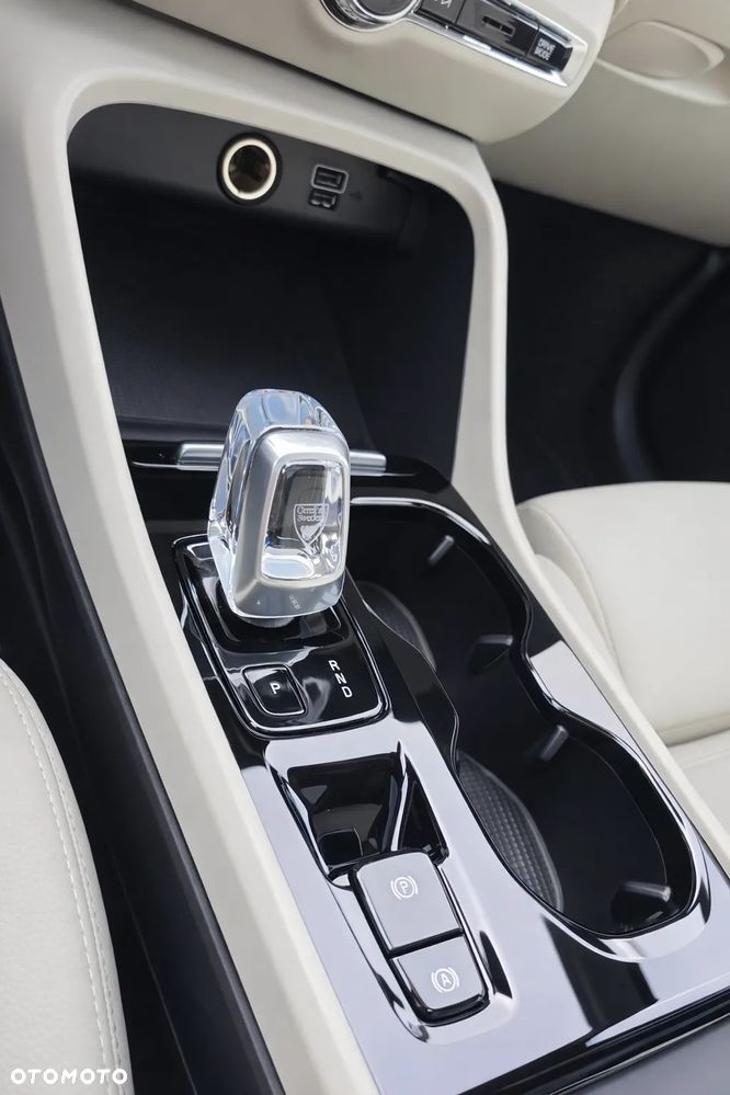 Volvo XC 40 T3 Inscription - 29