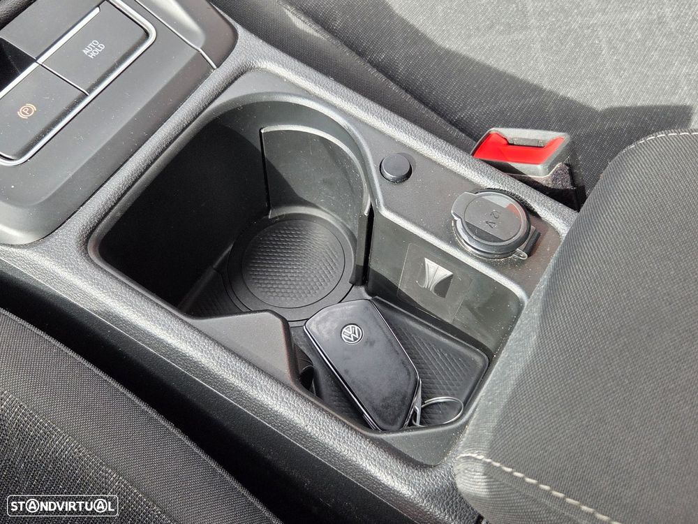 VW Golf Variant 2.0 TDi - 30