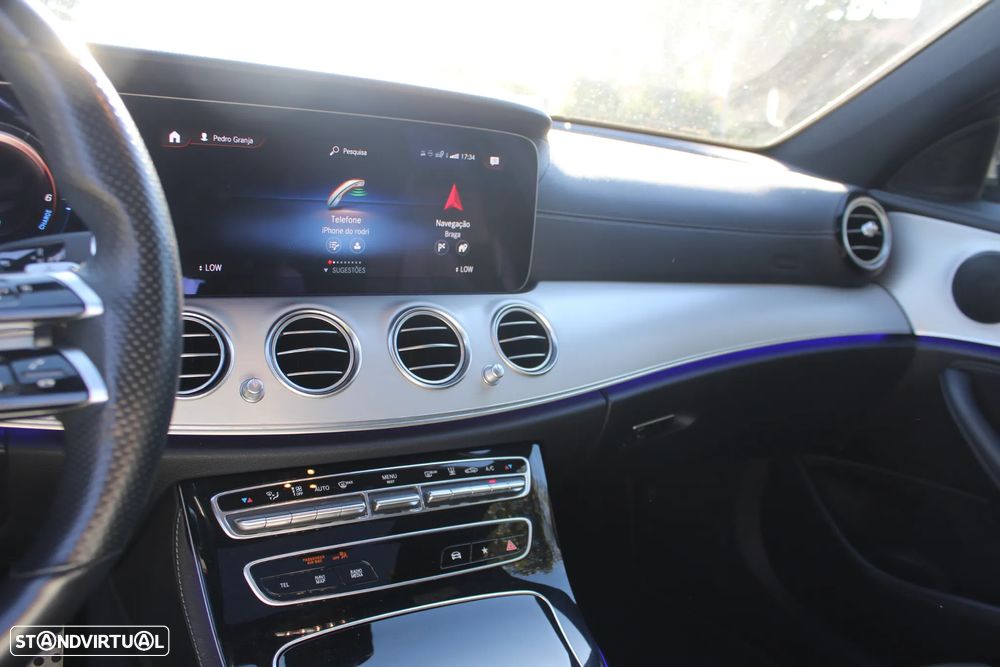 Mercedes-Benz E 300 de AMG Line - 25