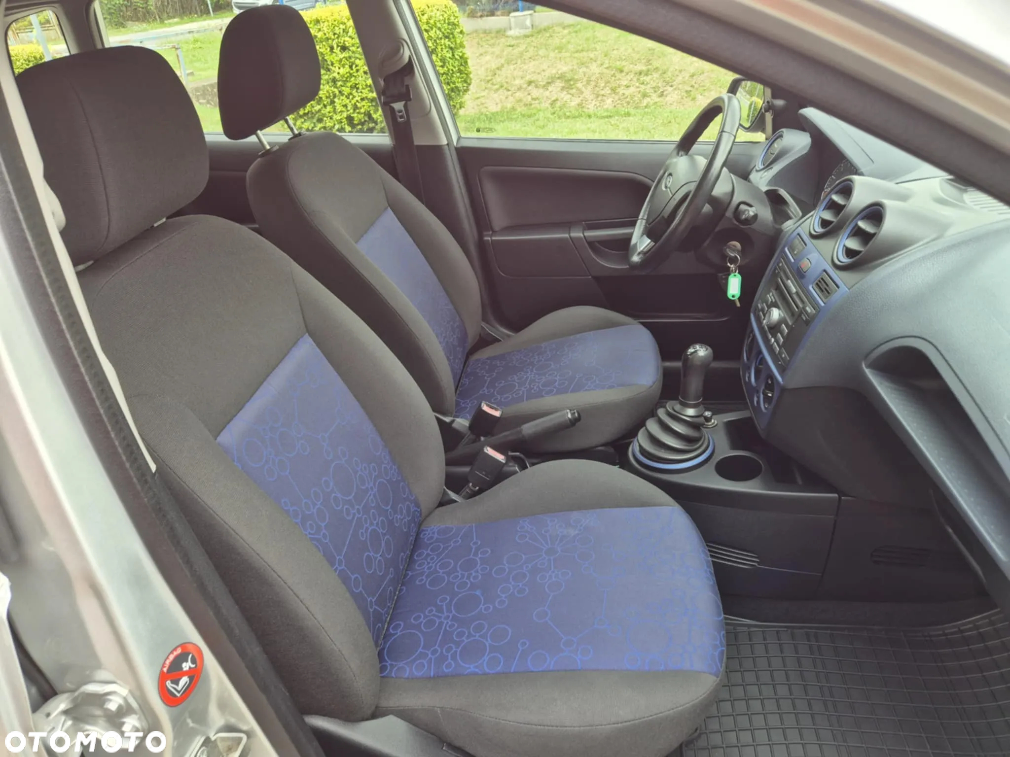 Ford Fiesta 1.3 Ambiente - 11