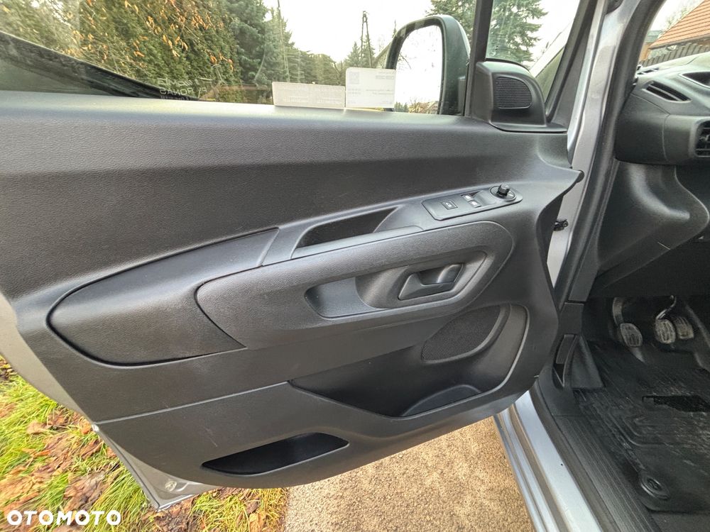 Toyota ProAce Kombi D-4D Medium 2,6t - 12