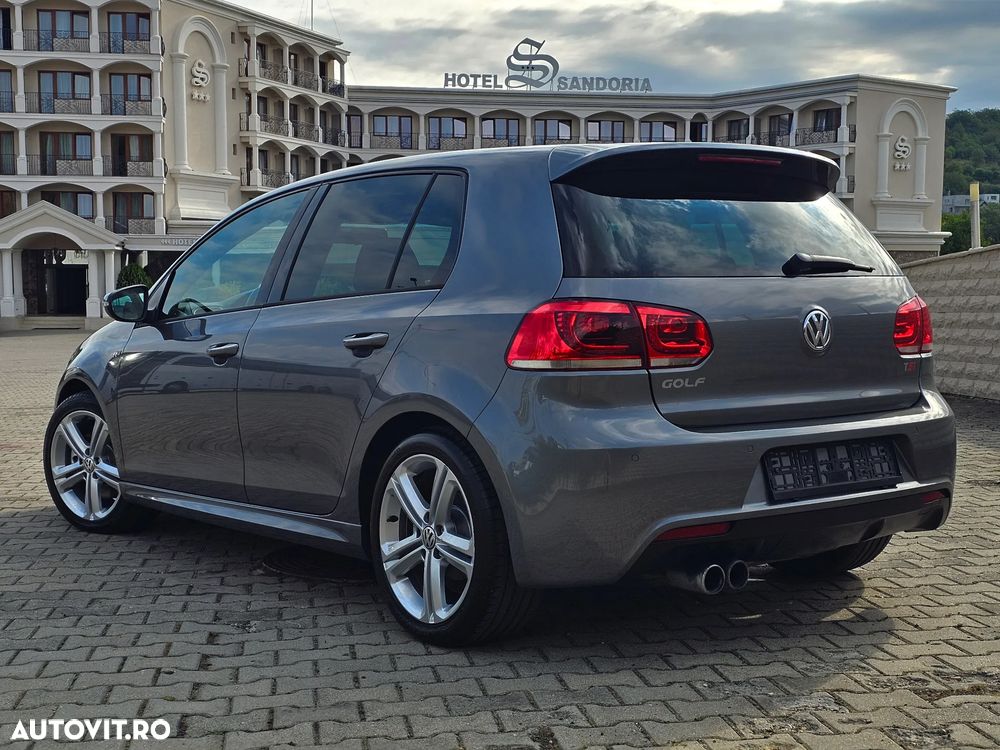 Volkswagen Golf - 4