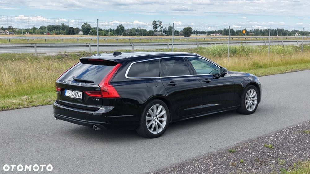 Volvo V90 D4 AWD Momentum Pro - 12