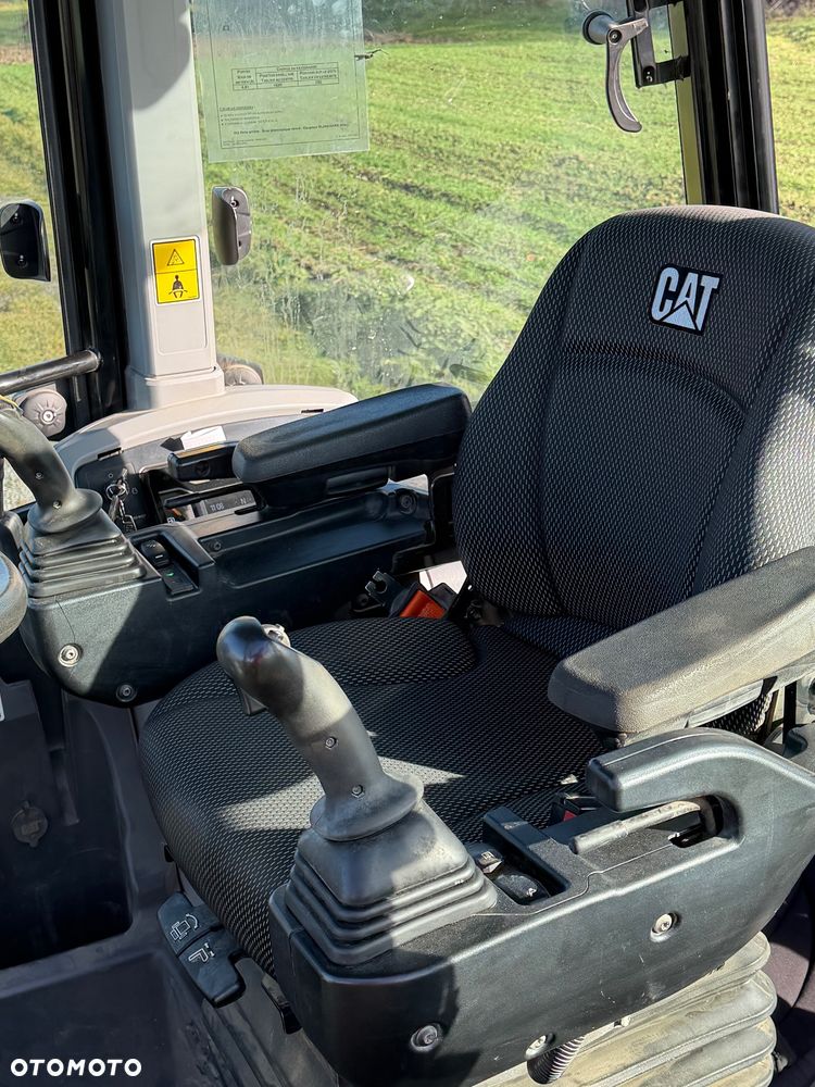 Caterpillar 432 - 12