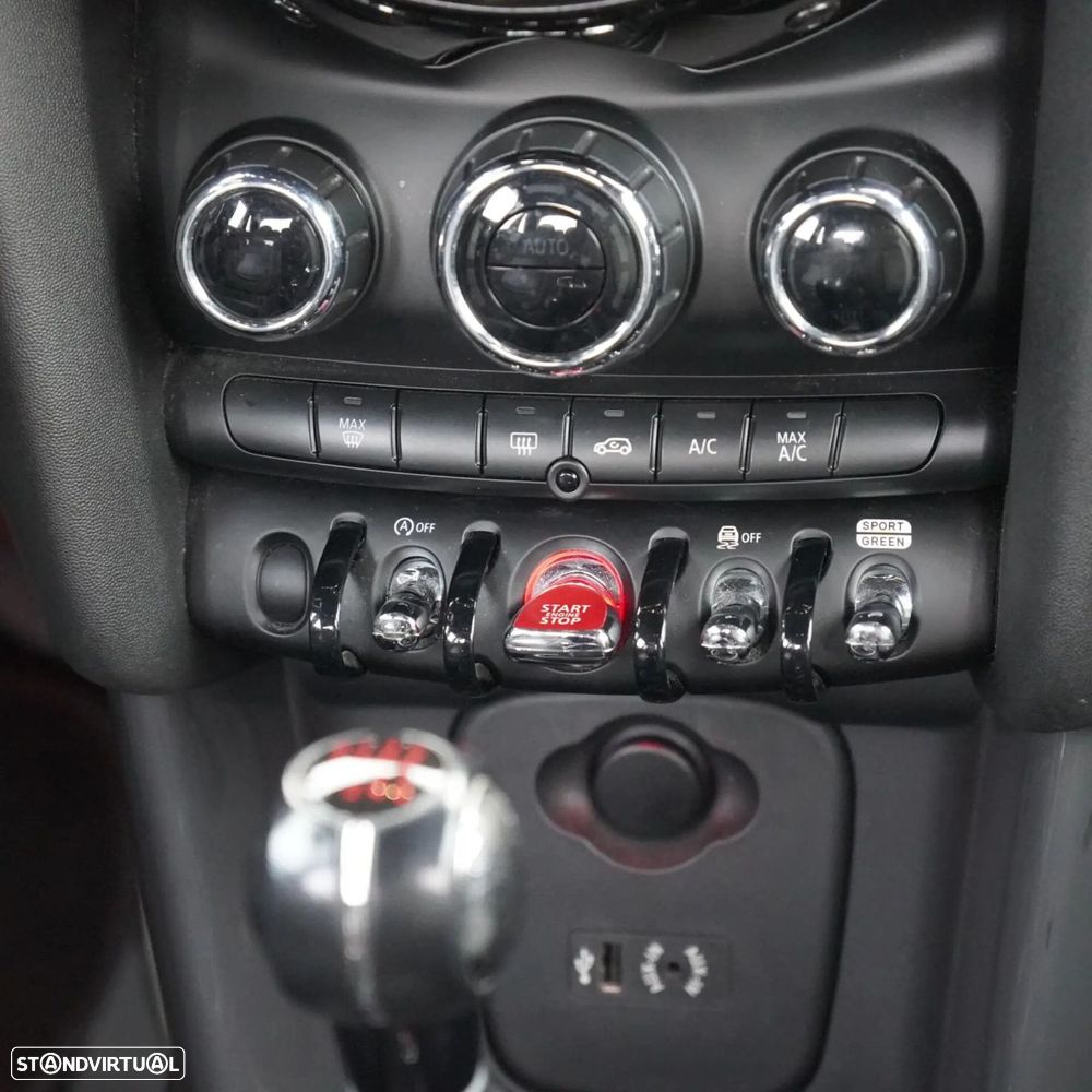 MINI 5 Portas One D - 17