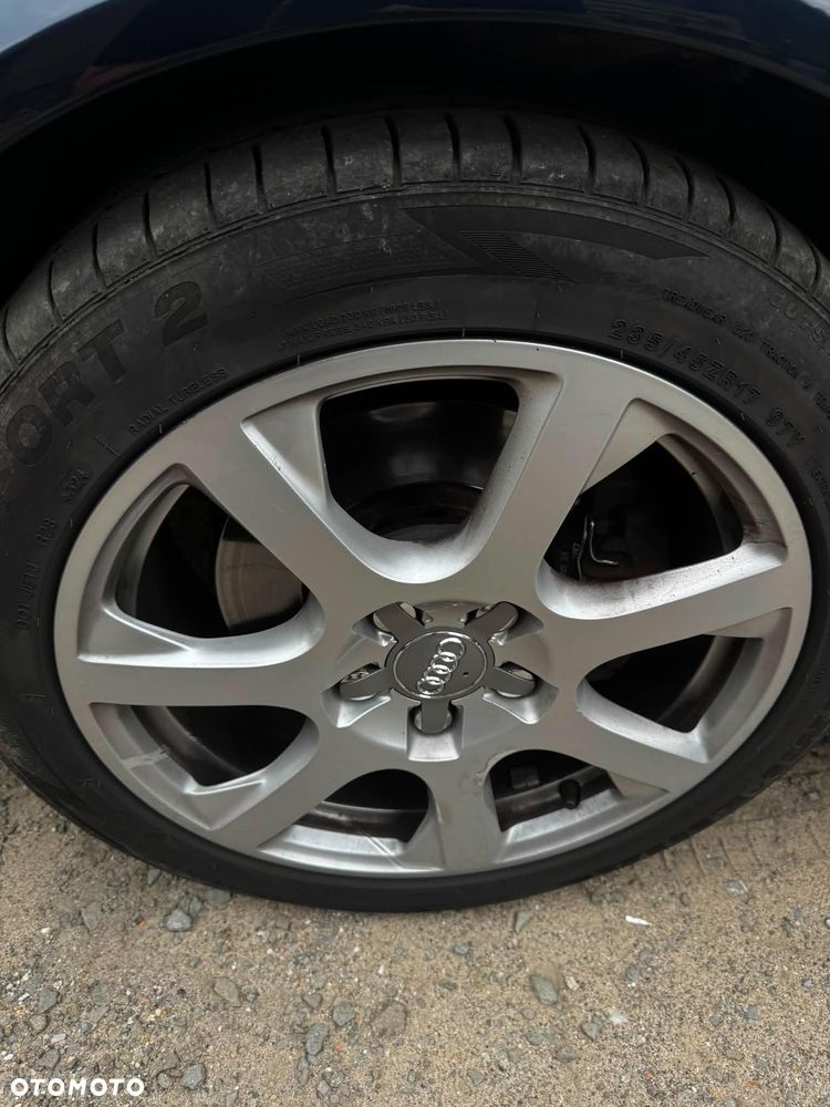 Audi A4 Avant 2.0 TDI DPF - 20