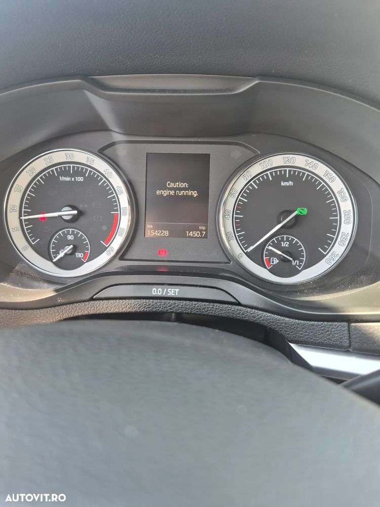 Skoda Karoq 2.0 TDI 4X4 DSG Style - 12