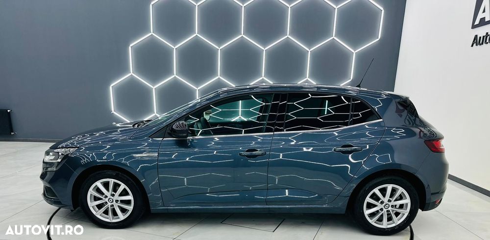 Renault Megane ENERGY TCe 130 LIMITED - 33