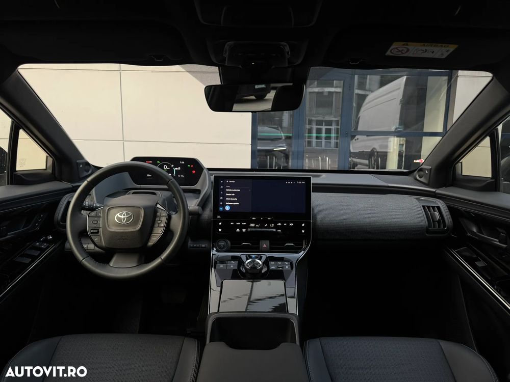 Toyota BZ4X 160 KW AWD (4x4) Luxury - 16