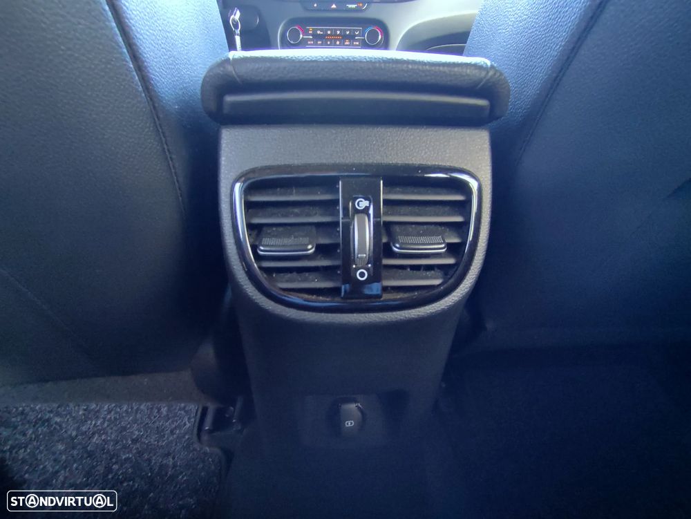 Kia Ceed SW 1.0 T-GDI Sport - 38