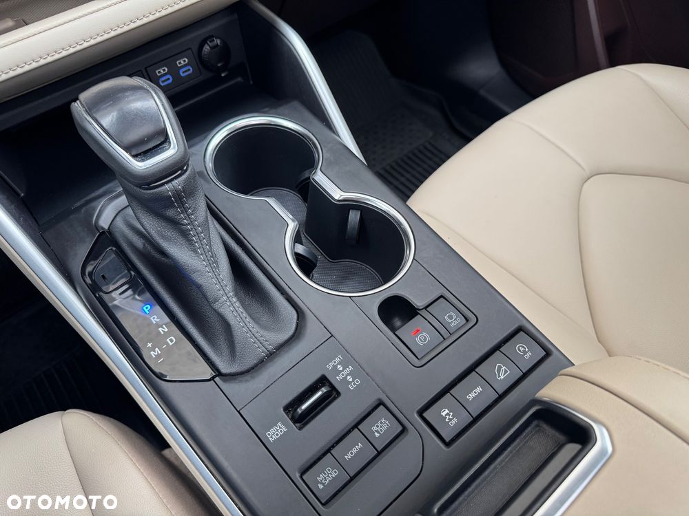 Toyota Highlander - 16