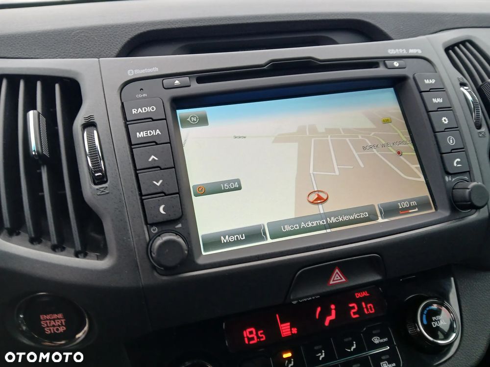 Kia Sportage 2.0 CRDI XL - 33