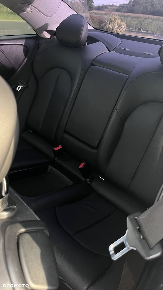 Mercedes-Benz CLK - 6