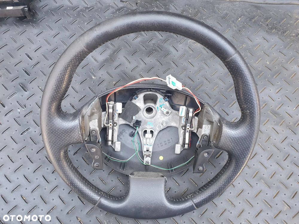 KIEROWNICA SKÓRA MULTIFUNKCJA RENAULT MEGANE II 8200106306 SKÓRA ŁADNA - 1