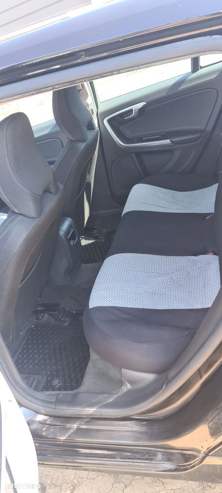 Volvo V60 D2 Basic - 6