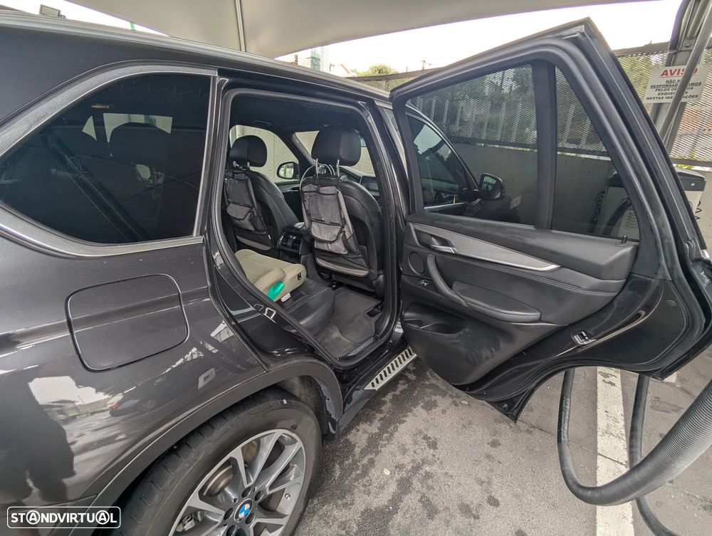 BMW X5 25 d sDrive Comfort 7L - 10