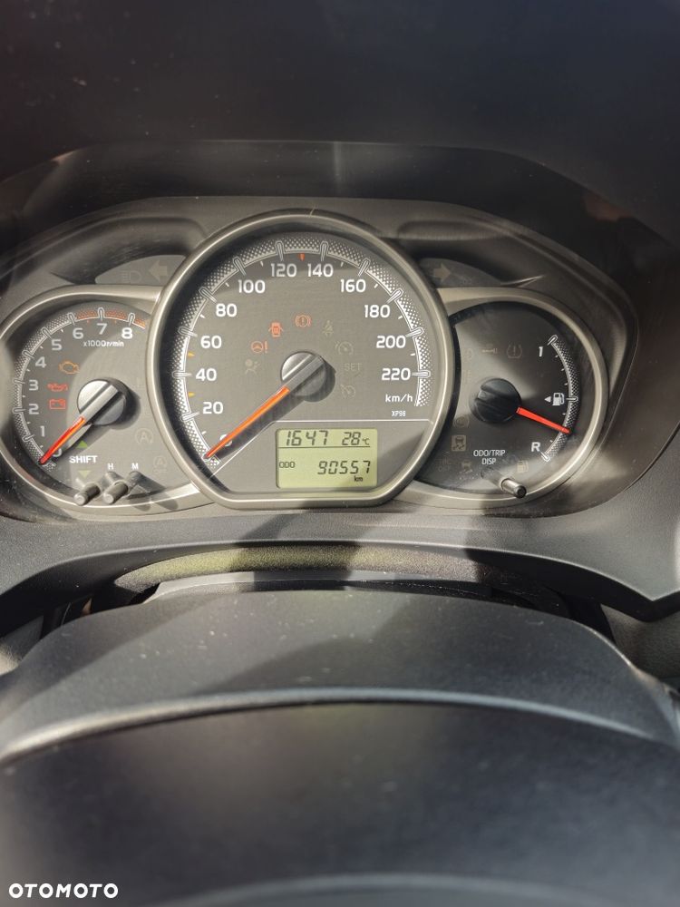 Toyota Yaris - 6