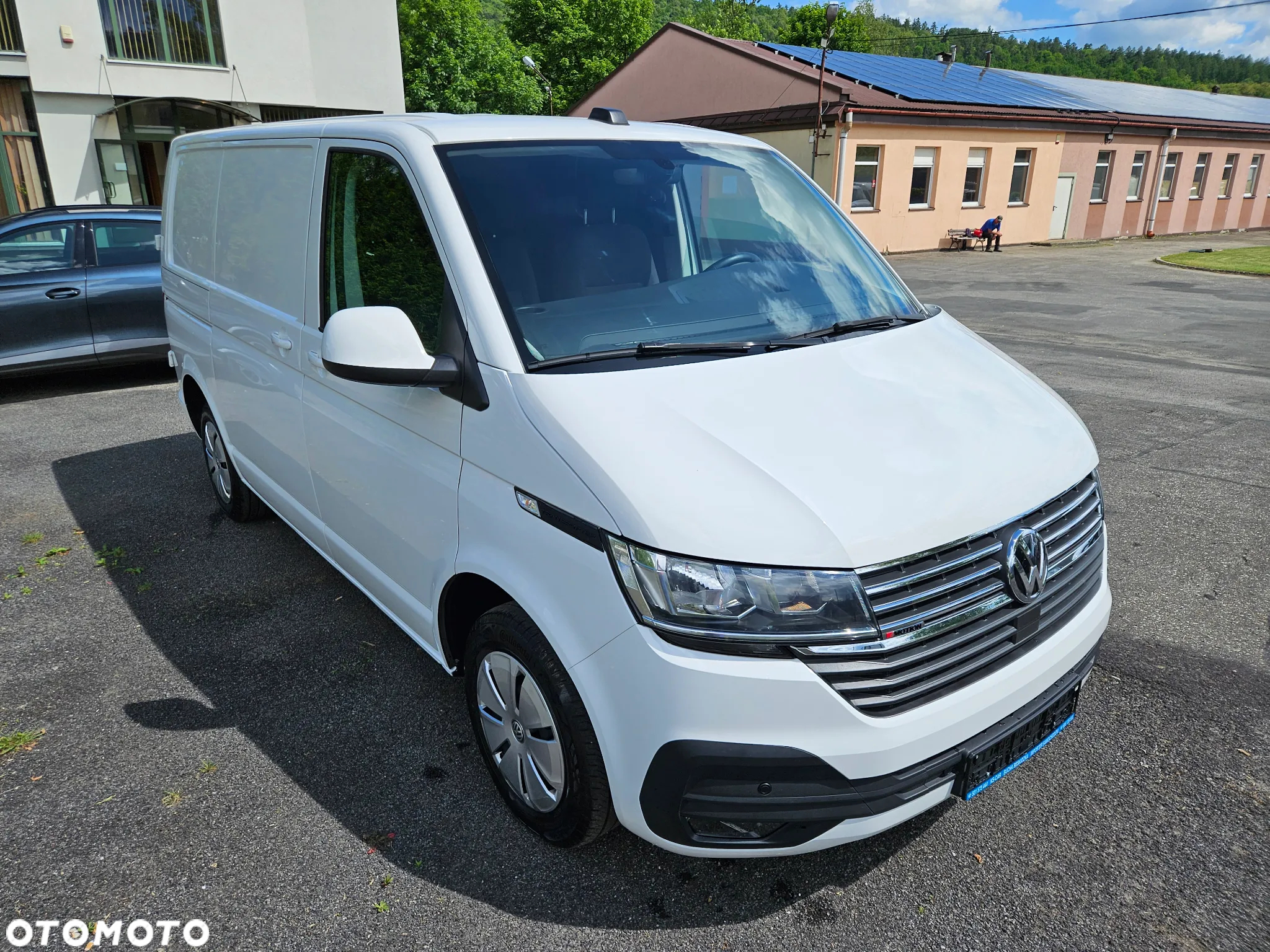 Volkswagen T6.1 Transporter 4x4 DSG automat 4motion nawigacja rok 2023 przeebieg 6791km - 18