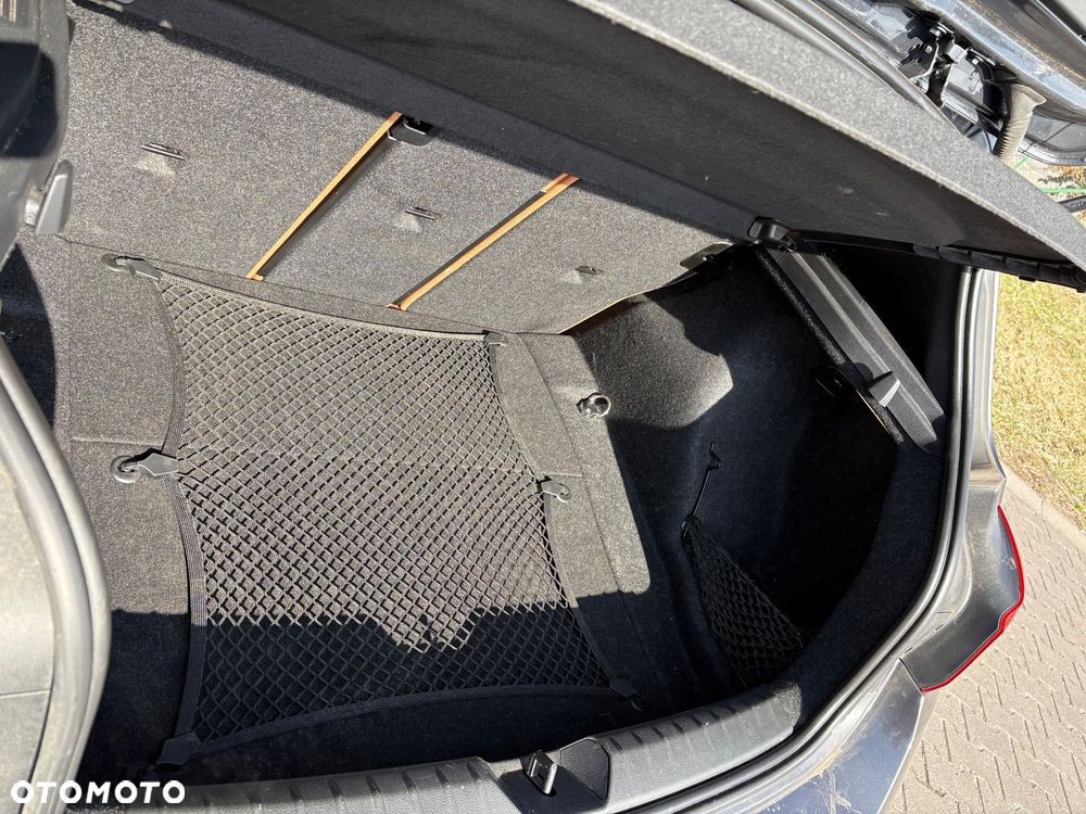 BMW Seria 1 120i M Sport Shadow - 19