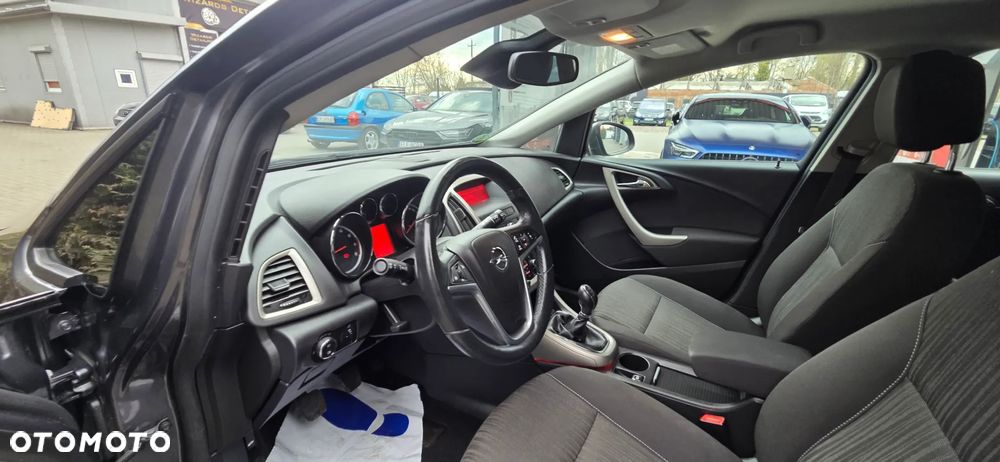 Opel Astra 1.6 Color Edition - 33