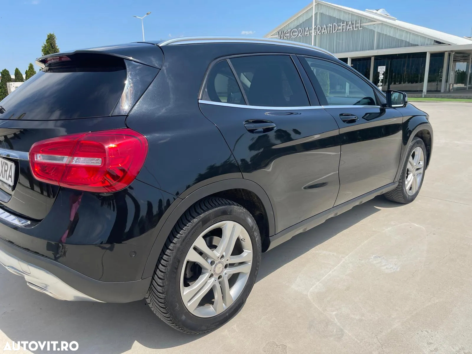 Mercedes-Benz GLA 200 d 4MATIC Aut. - 2