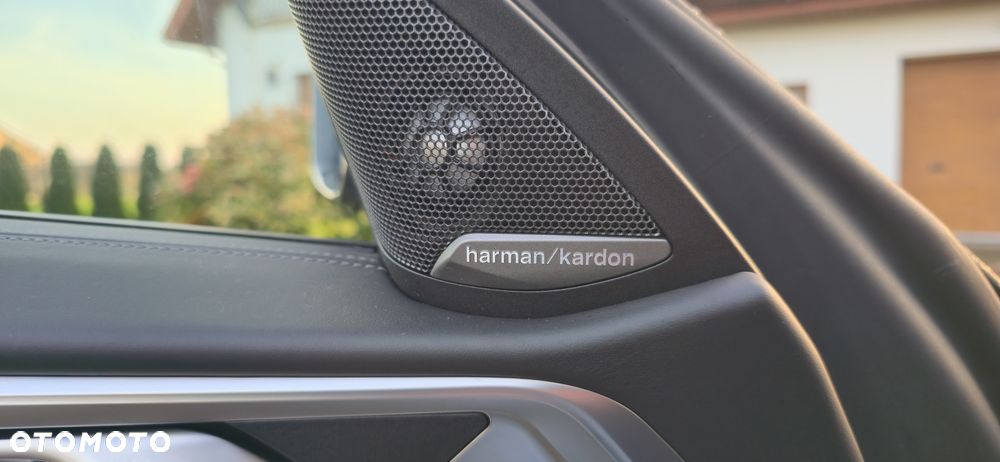 BMW M4 Competition M xDrive sport - 19