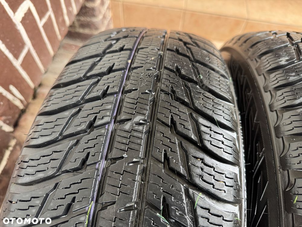 Opony zimowe Nokian - 12