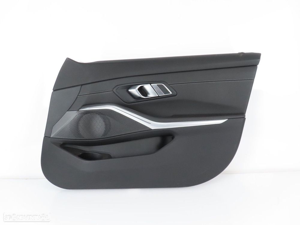 Forra da Porta em Pele Direito/Frente Seminovo/ Original BMW 3 (G20)/BMW 3 Touri... - 1