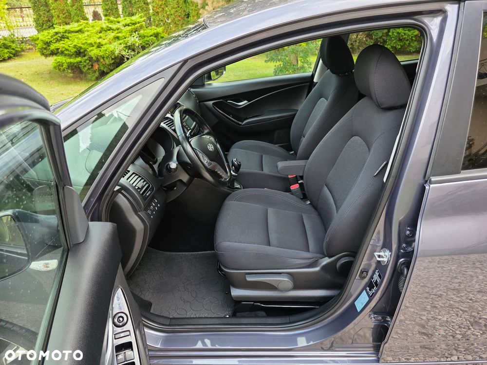 Hyundai ix20 - 13